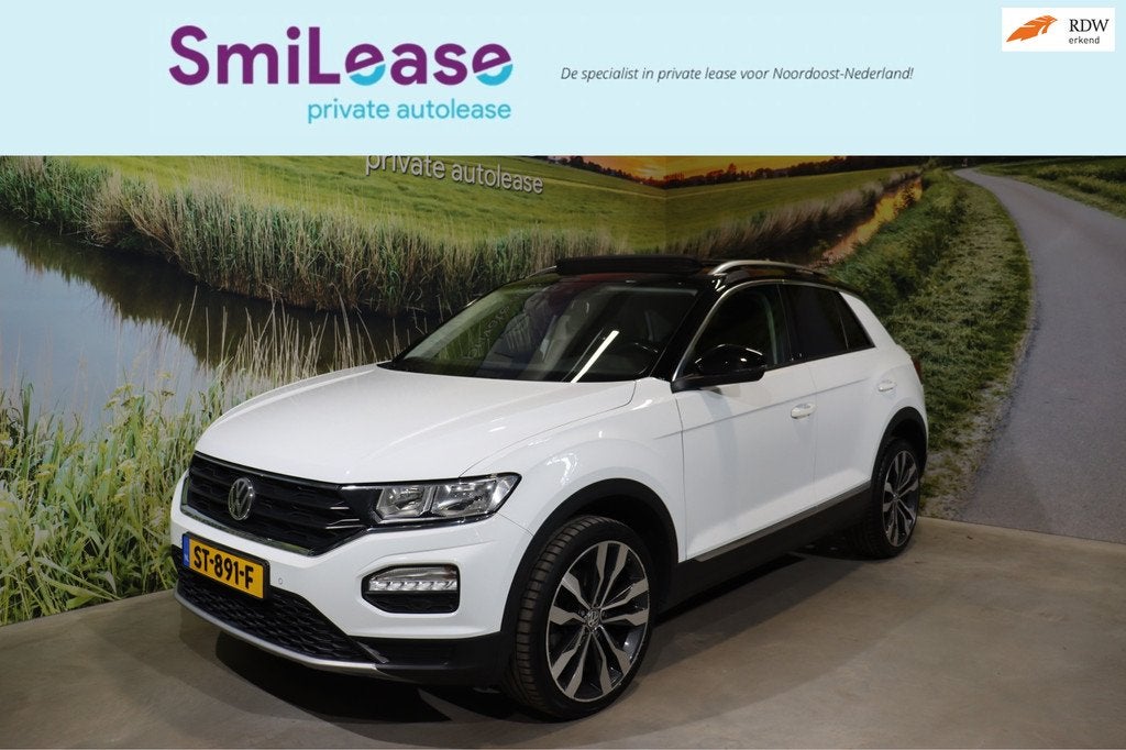 Volkswagen T-Roc 1.0 TSI Style | Schuif kanteldak | Adaptiev, Auto's, Volkswagen, Voorwielaandrijving, Gebruikt, Met garantie (alle)