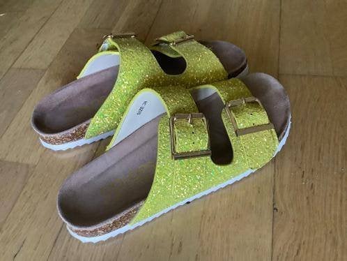 Colors of California Dames Slippers Geel Glitter Maat 38, Geel, Zo goed als nieuw, Colors of California, Ophalen