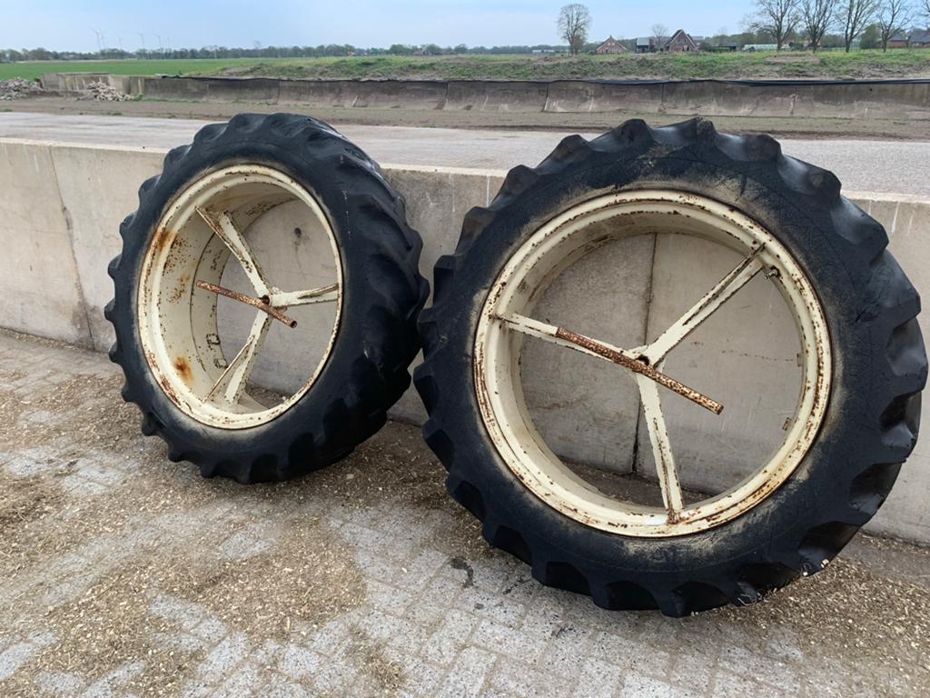 Dubbellucht Firestone 11/36, Ophalen