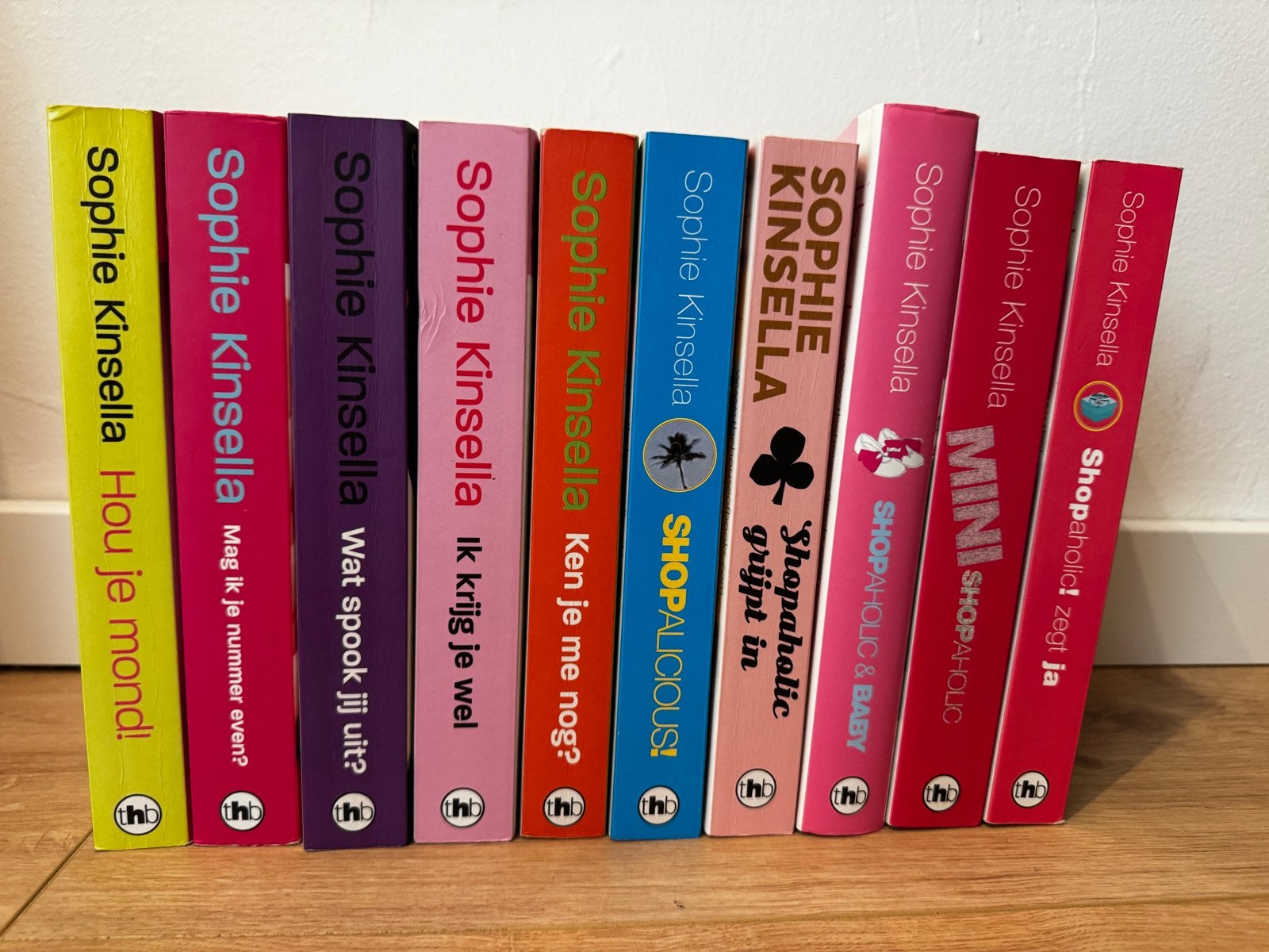 10 Sophie Kinsella boeken - Shopaholic serie en meer, Ophalen, Gelezen