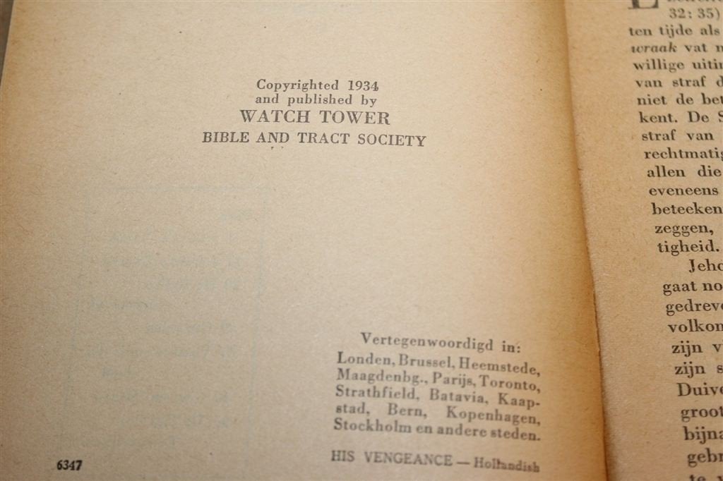 Zijn Wraak — J.F. Rutherford Jehovahs Getuigen 1936, Boeken, Ophalen of Verzenden, Gelezen