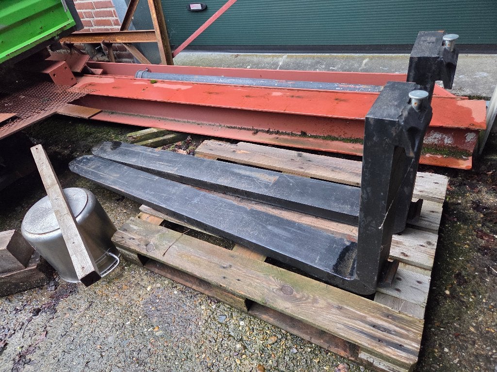 2 sets Fem 3 vorken,, Ophalen, Nieuw