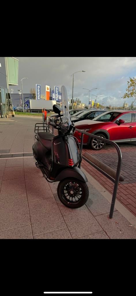 Vespa sprint 2021 | mat zwart | Iget, Ophalen, Zo goed als nieuw, Vespa