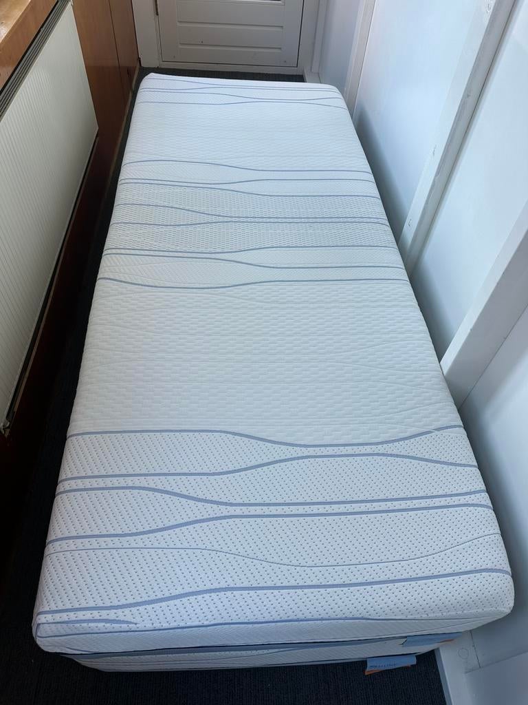 Mline Slowmotion 6 en 7 Hybrid Matras 90x220 - Goede Staat, Huis en Inrichting, Slaapkamer | Boxsprings, Ophalen of Verzenden