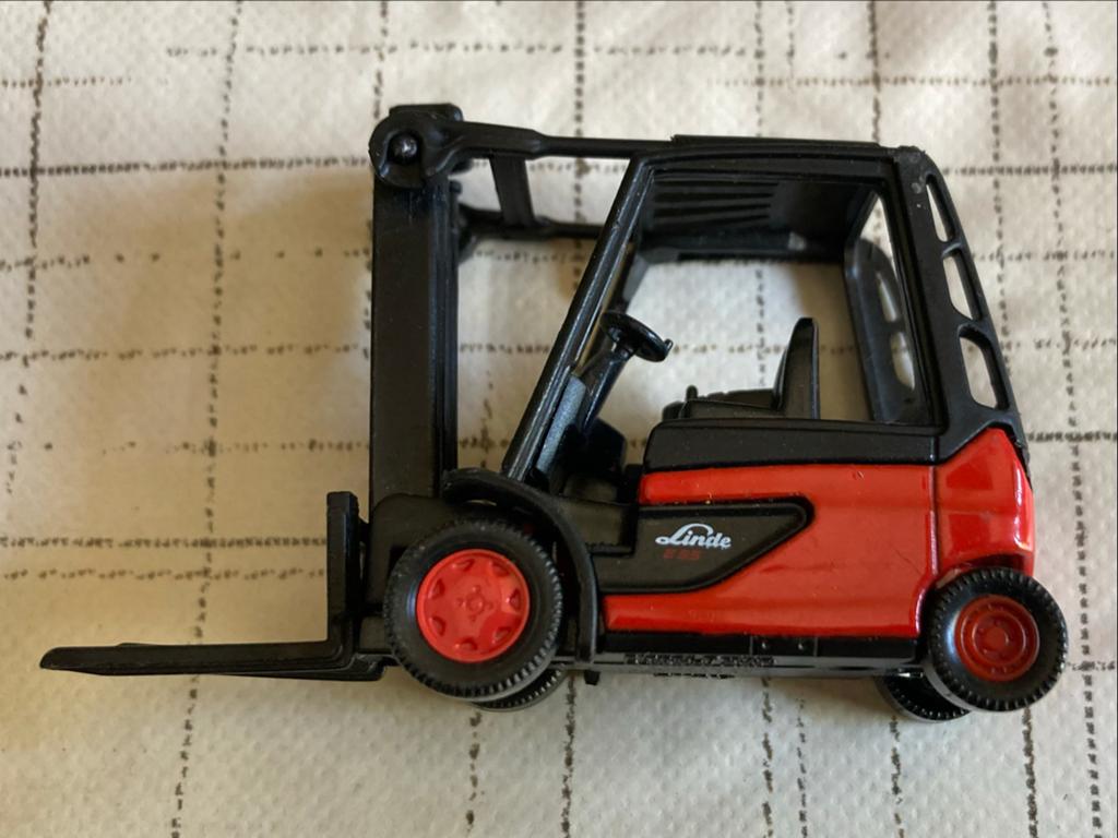 Linde heftruck miniatuur - Leuk voor verzamelaars!, Ophalen of Verzenden, Gebruikt