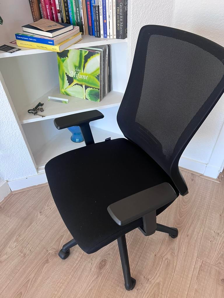 Bureaustoel Lifegoods, Huis en Inrichting, Bureaustoelen, Ophalen, Gebruikt, Zwart