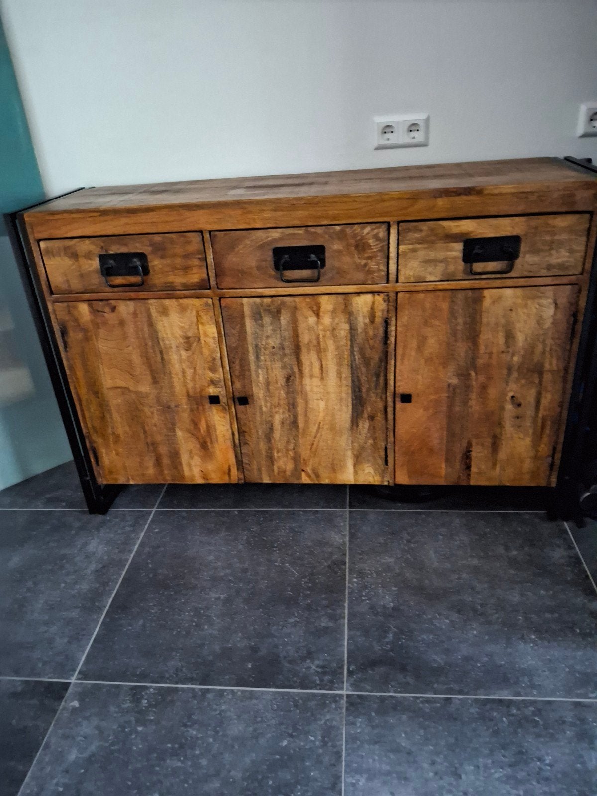 Teakhouten Dressoir met Zwart Frame, Huis en Inrichting, Kasten | Dressoirs, Industrieel, Modern, Ophalen of Verzenden, Zo goed als nieuw