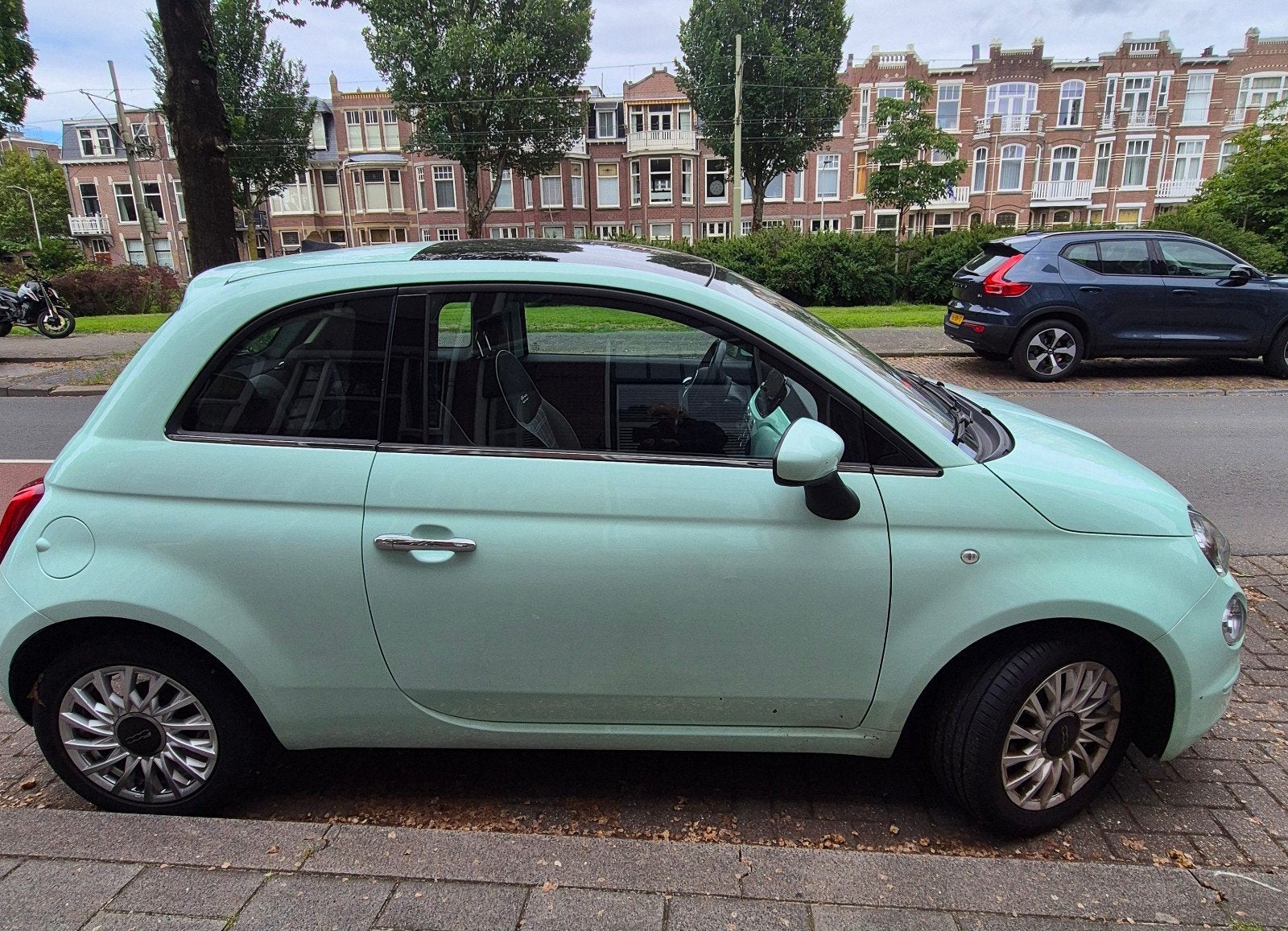 Fiat 500 1.2 2018 Groen, Panorama dak, cruise control, APK, Auto's, Voorwielaandrijving, Stof, 1242 cc, 4 cilinders