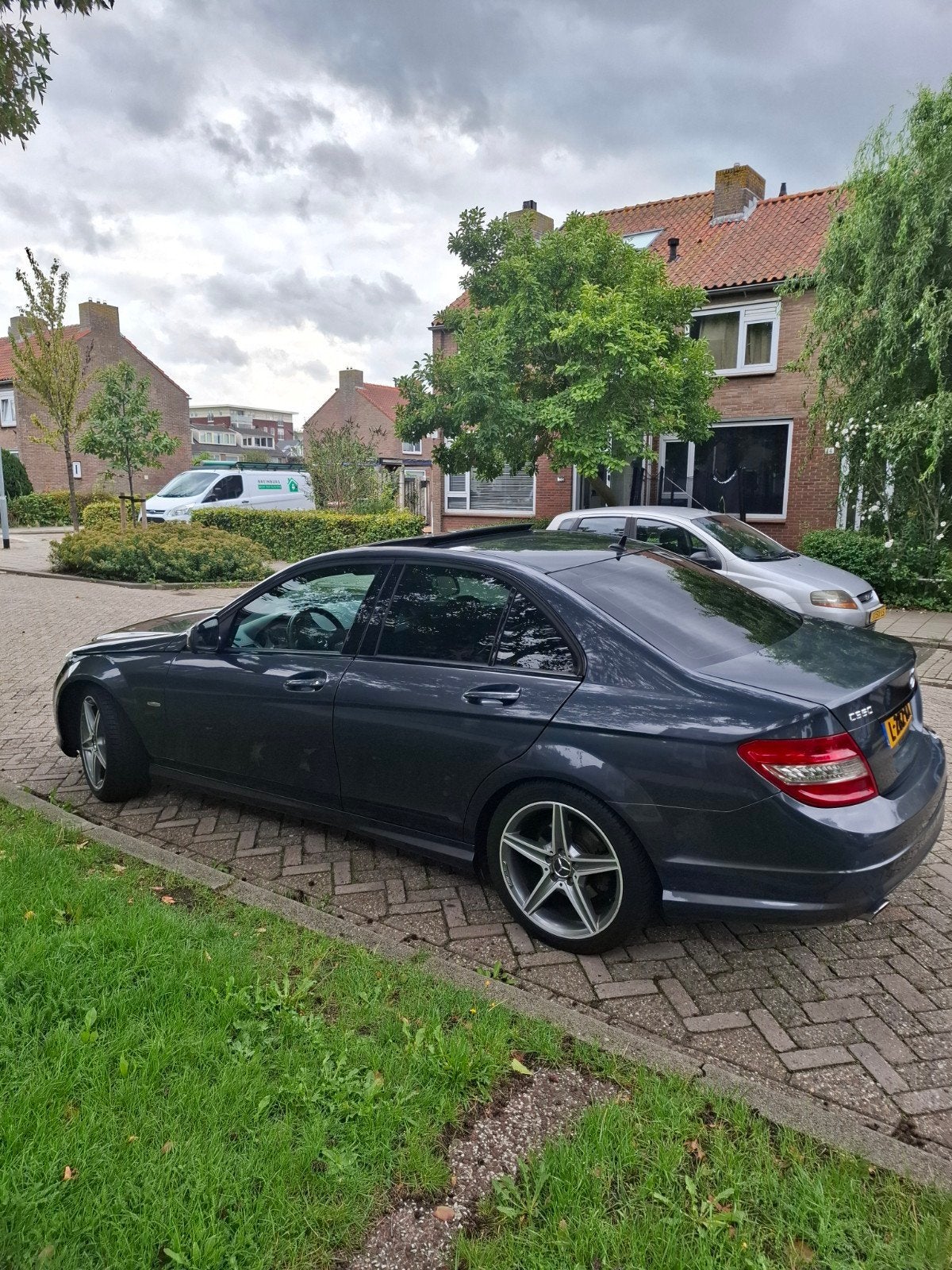 Mercedes-Benz C-Klasse 3.5 C350 Sedan AUT 2008 Grijs, Automaat, Achterwielaandrijving, 1800 kg, Zwart