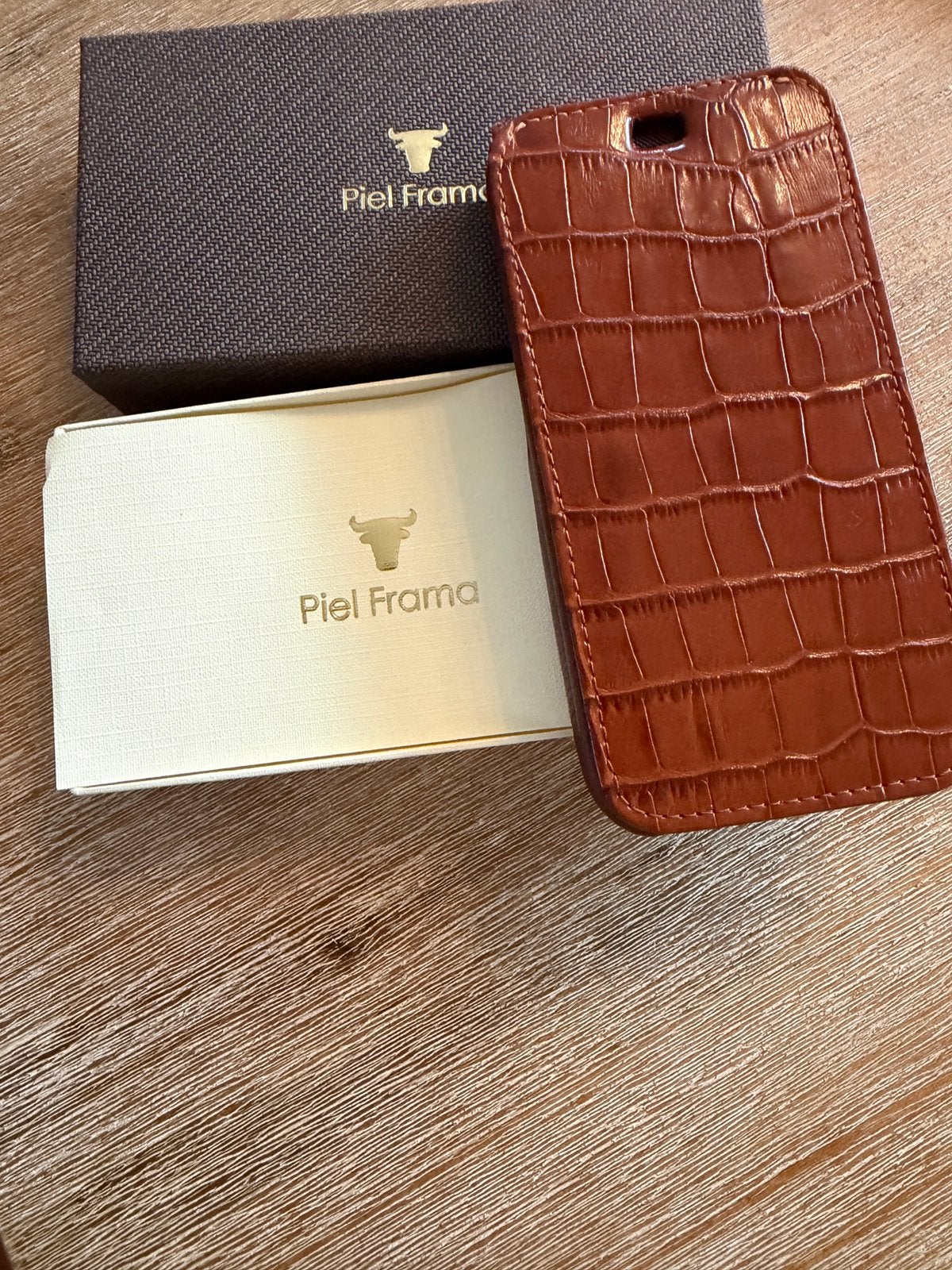 Piel frama crocodile leren iphone 17 Pro case nieuw in doos, Ophalen of Verzenden, Nieuw