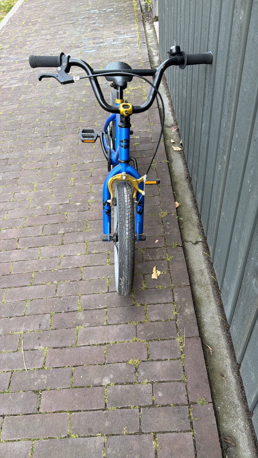 Te koop blauwe crosfiets 16 inch, Fietsen en Brommers, Fietsen | Crossfietsen en BMX, Ophalen of Verzenden, Zo goed als nieuw