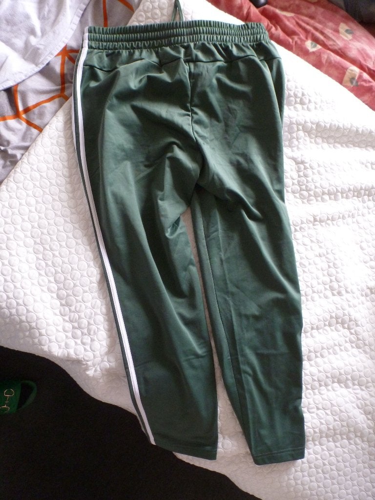 sportbroek ADIDAS groen wit 46 -GRATIS zend, Verzenden, Maat 46/48 (XL) of groter, Nieuw, Fitness of Aerobics