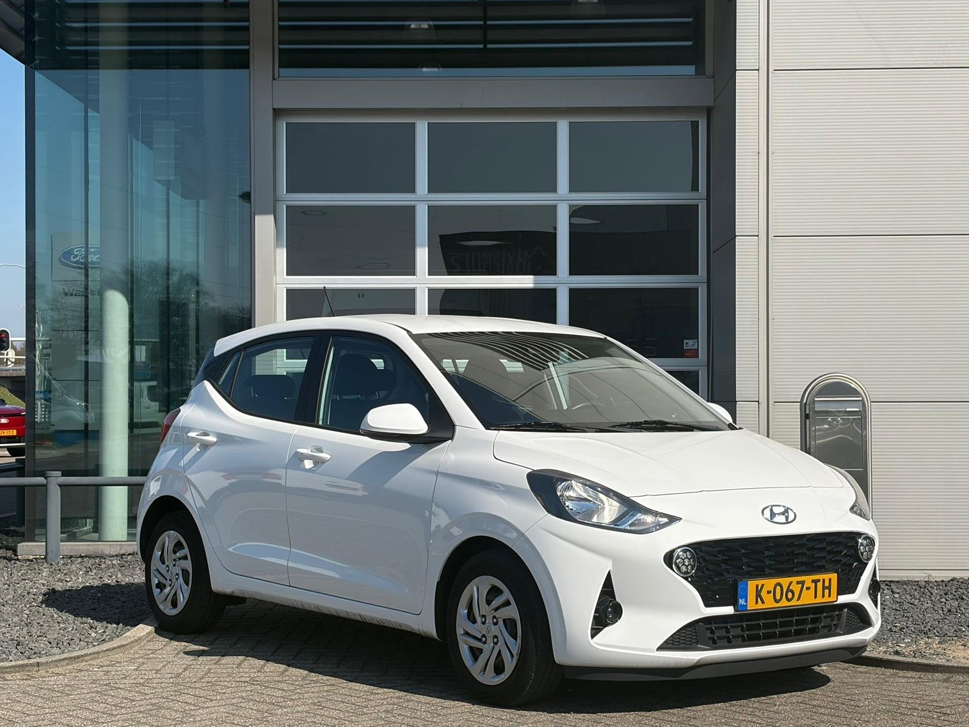 Hyundai i10 1.0i 67pk Comfort | Airco | Apple carplay | andr, Auto's, Stof, Gebruikt, 899 kg, 4 stoelen
