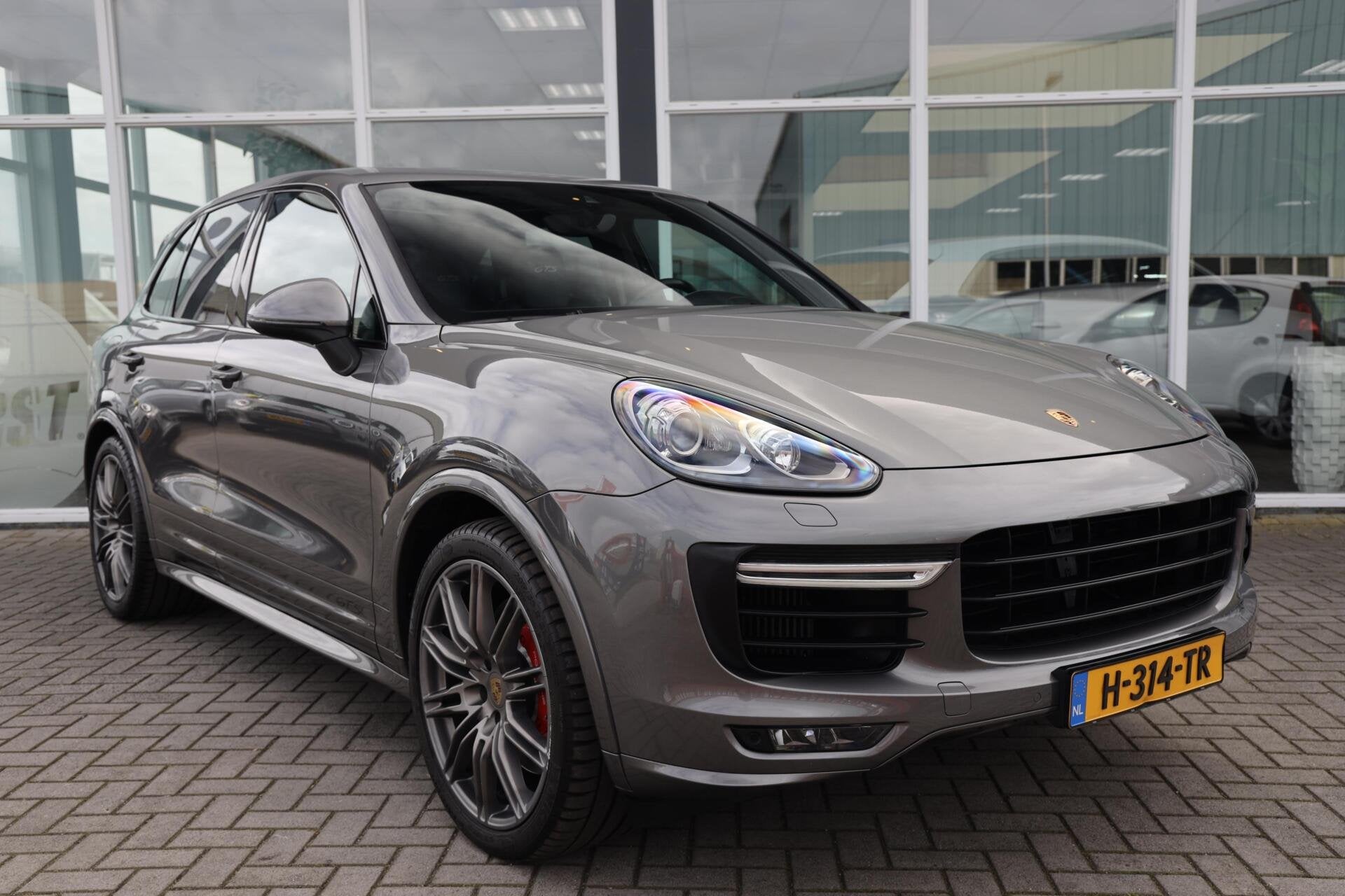 Porsche Cayenne 3.6 GTS|Panoramadak|Bose|Sportchrono|Navi|Ca, Auto's, Automaat, Cayenne, Gebruikt, Euro 6