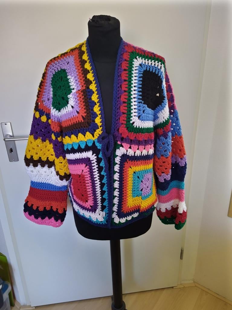 Nieuw Handgehaakt Granny Squares Vest - Zacht Acryl, Kleding | Dames, Truien en Vesten, Maat 38/40 (M), Overige kleuren, Nieuw