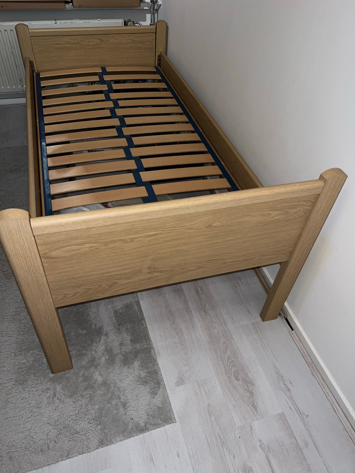 Eenpersoonsbed Vroomshoop Novalat met lattenbodem, Ophalen, 90 cm, Eenpersoons, Bruin