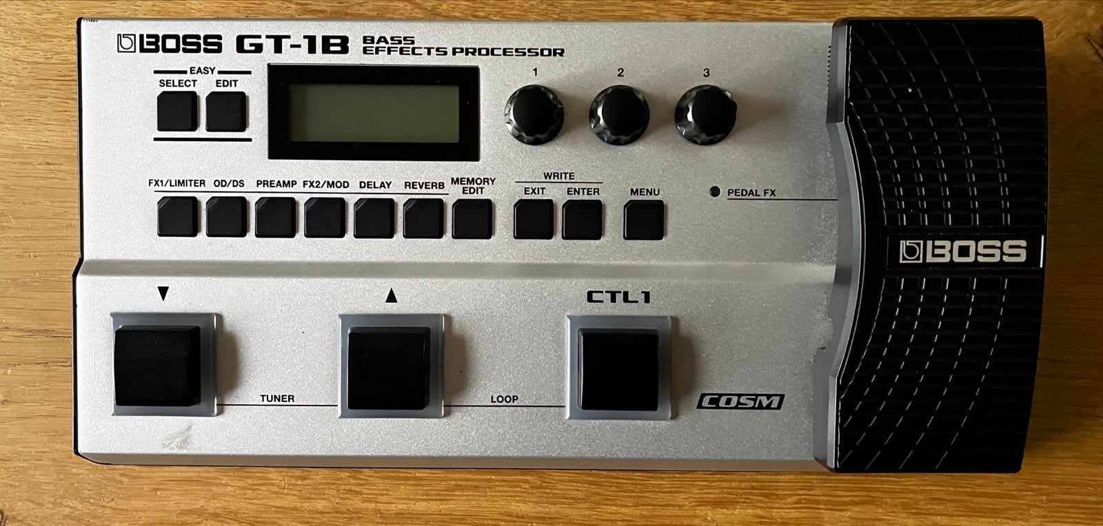Boss GT-1B Bass Effects Processor - Nette Staat, Muziek en Instrumenten, Effecten, Ophalen, Zo goed als nieuw, Multi-effect