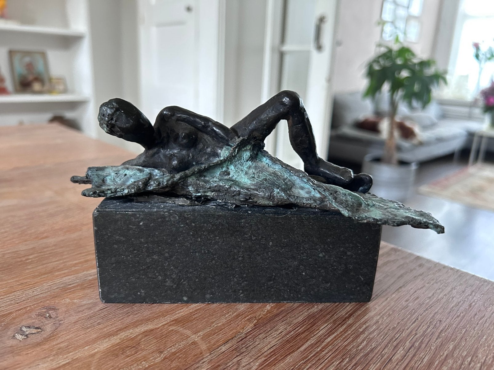 Bronzen beeldje Dineke Beerenboom, Minder dan 20 cm, Ophalen of Verzenden, Brons, Beeld