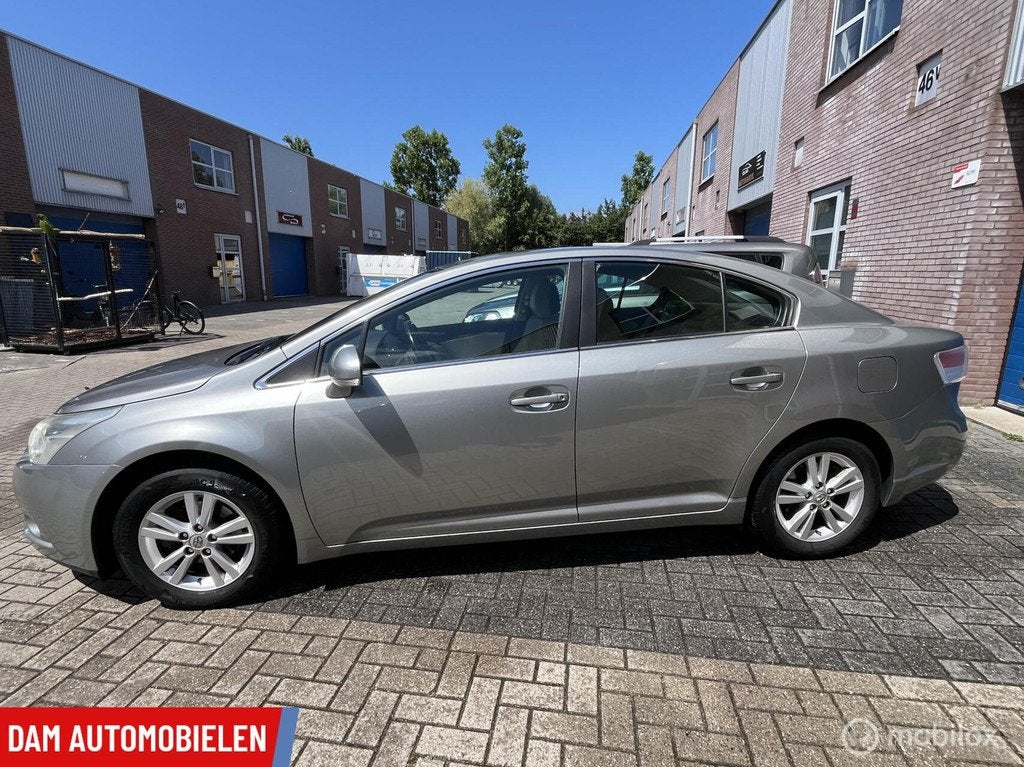 Toyota Avensis, 1.8 VVTi Dynamic, 2e Eig AUTOMAAT, Leder, AI, Auto's, Toyota, 4 cilinders, 152 pk, Euro 4, Zilver of Grijs