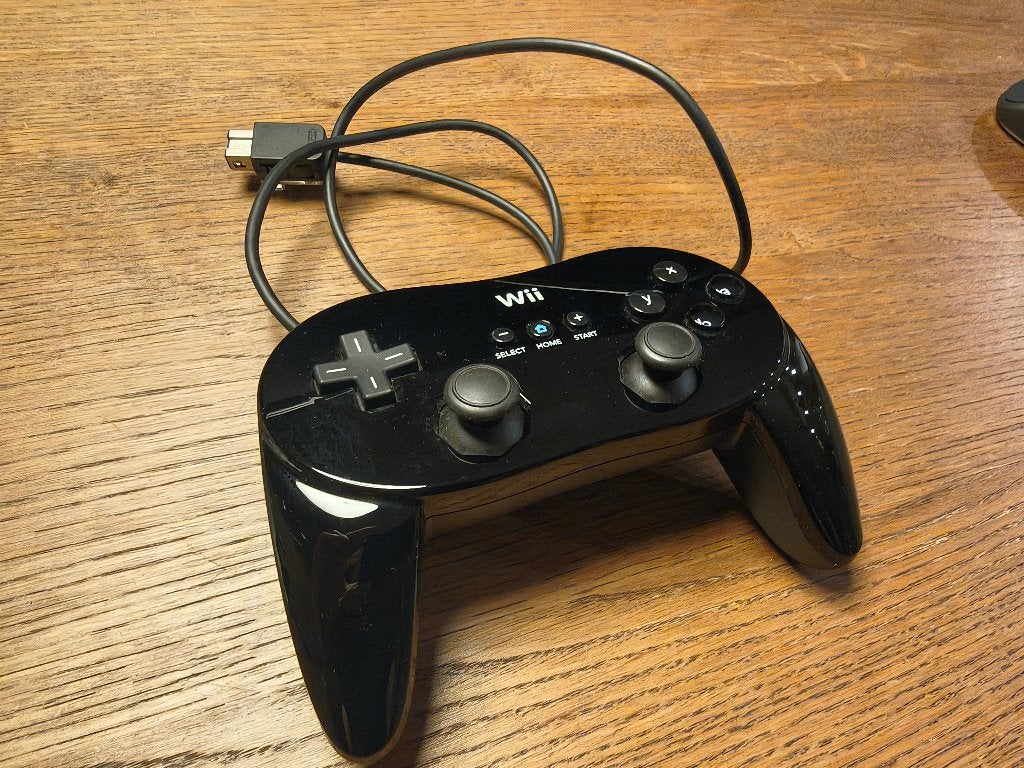 Nintendo Classic Controller Pro Zwart, Ophalen of Verzenden, Gebruikt, Met 1 controller