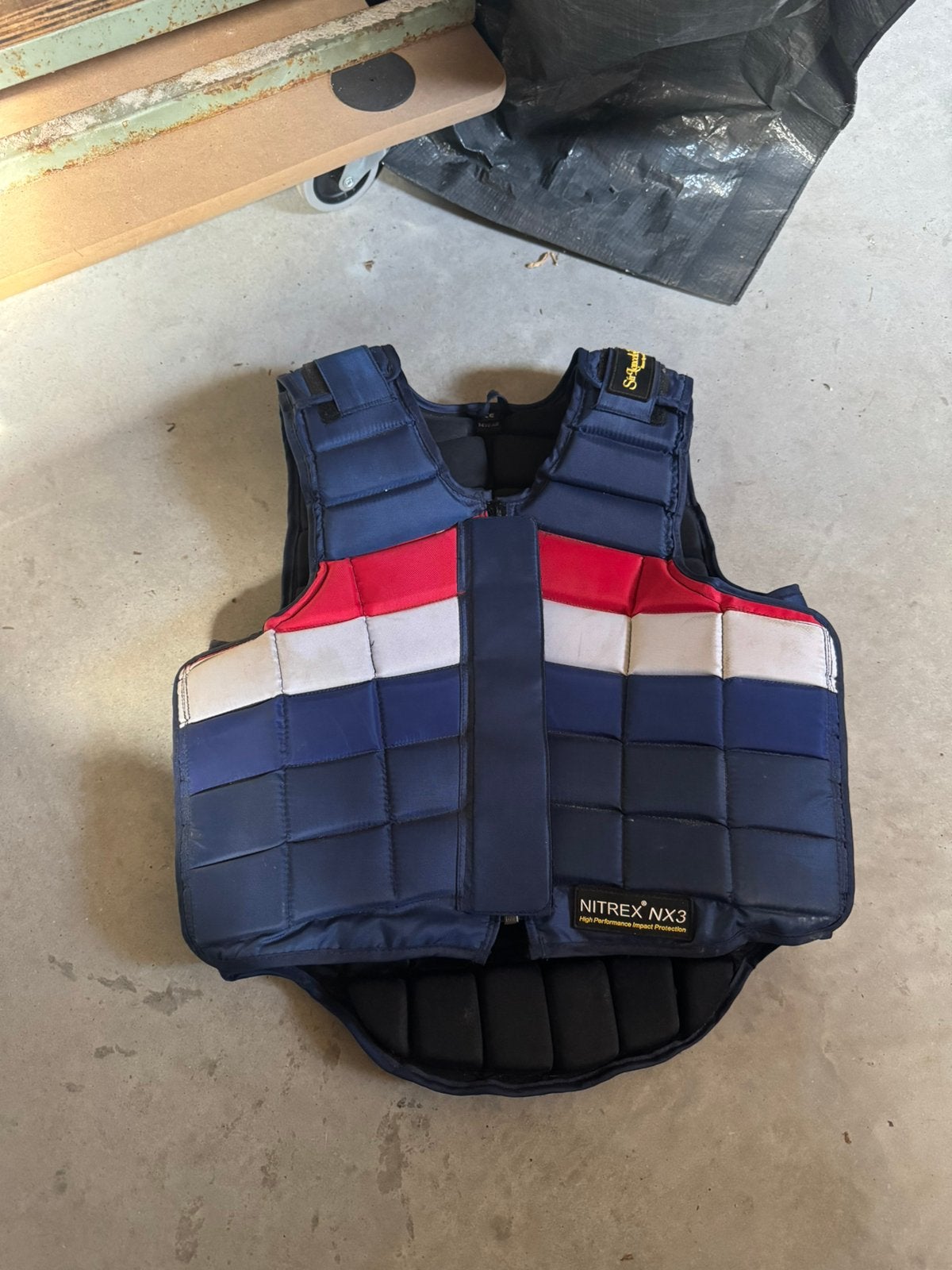 Bodyprotector paardrijden rood wit blauw, Bodyprotector, Ophalen of Verzenden, Nieuw, Overige maten