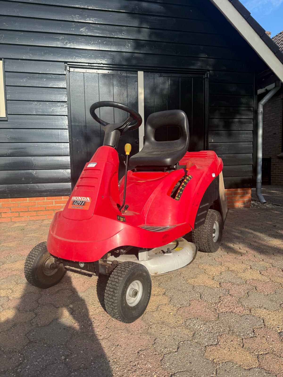 Honda 1211 hydrostatic zitmaaier, Ophalen