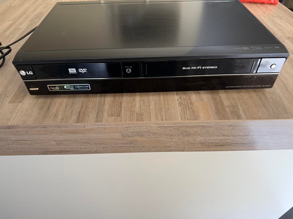 LG rct689h video/dvd recorder met hdmi, Ophalen of Verzenden, Gebruikt, VHS-speler of -recorder