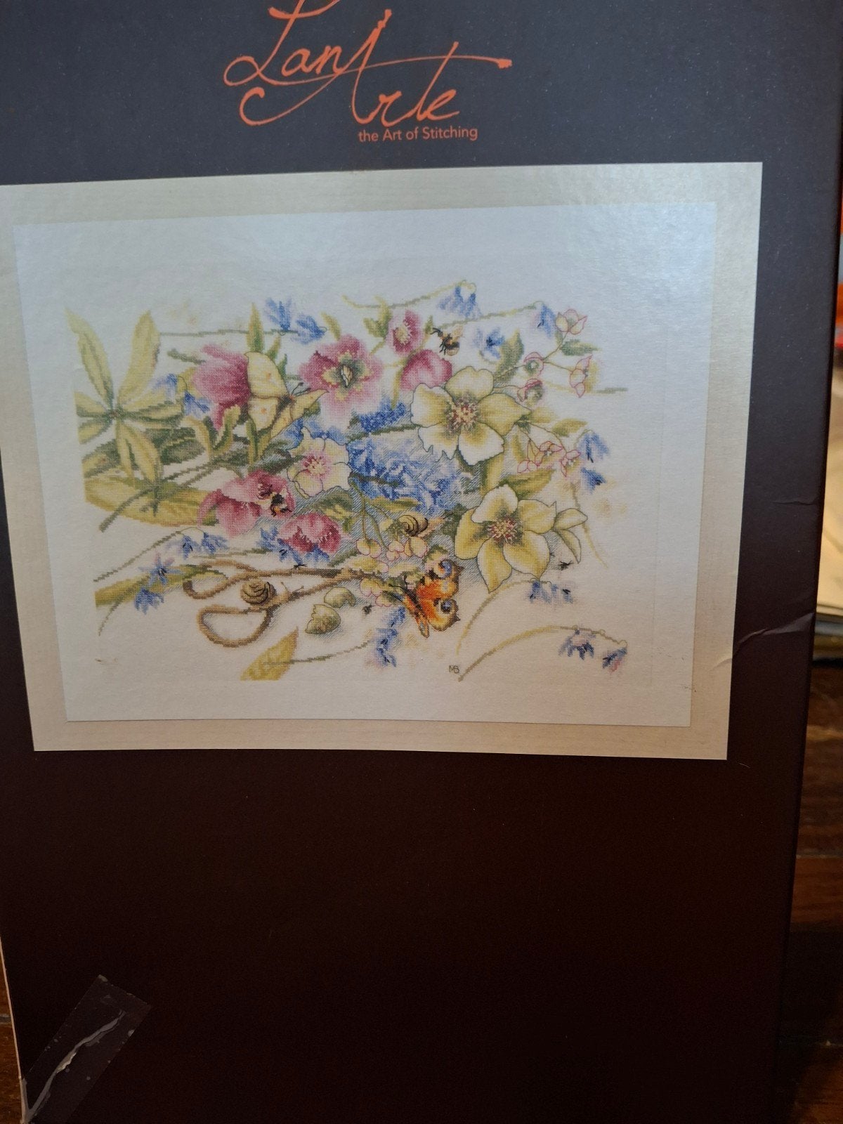 Marjolein Bastin  - meeting around helleborus, Ophalen of Verzenden, Nieuw, Borduurpakket