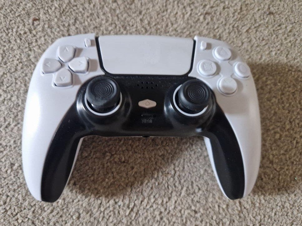 Battletron Controller ps4 - Wit, Spelcomputers en Games, Spelcomputers | Sony PlayStation 4, Ophalen, Gebruikt, Met 1 controller