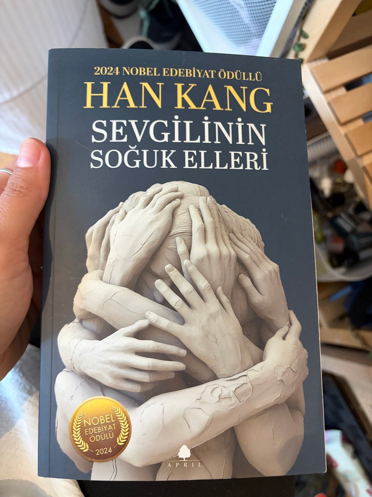Han Kang - Sevgili'nin Soğuk Elleri türkçe (Nobelprijs 2024), Ophalen of Verzenden, Zo goed als nieuw, Wereld overig