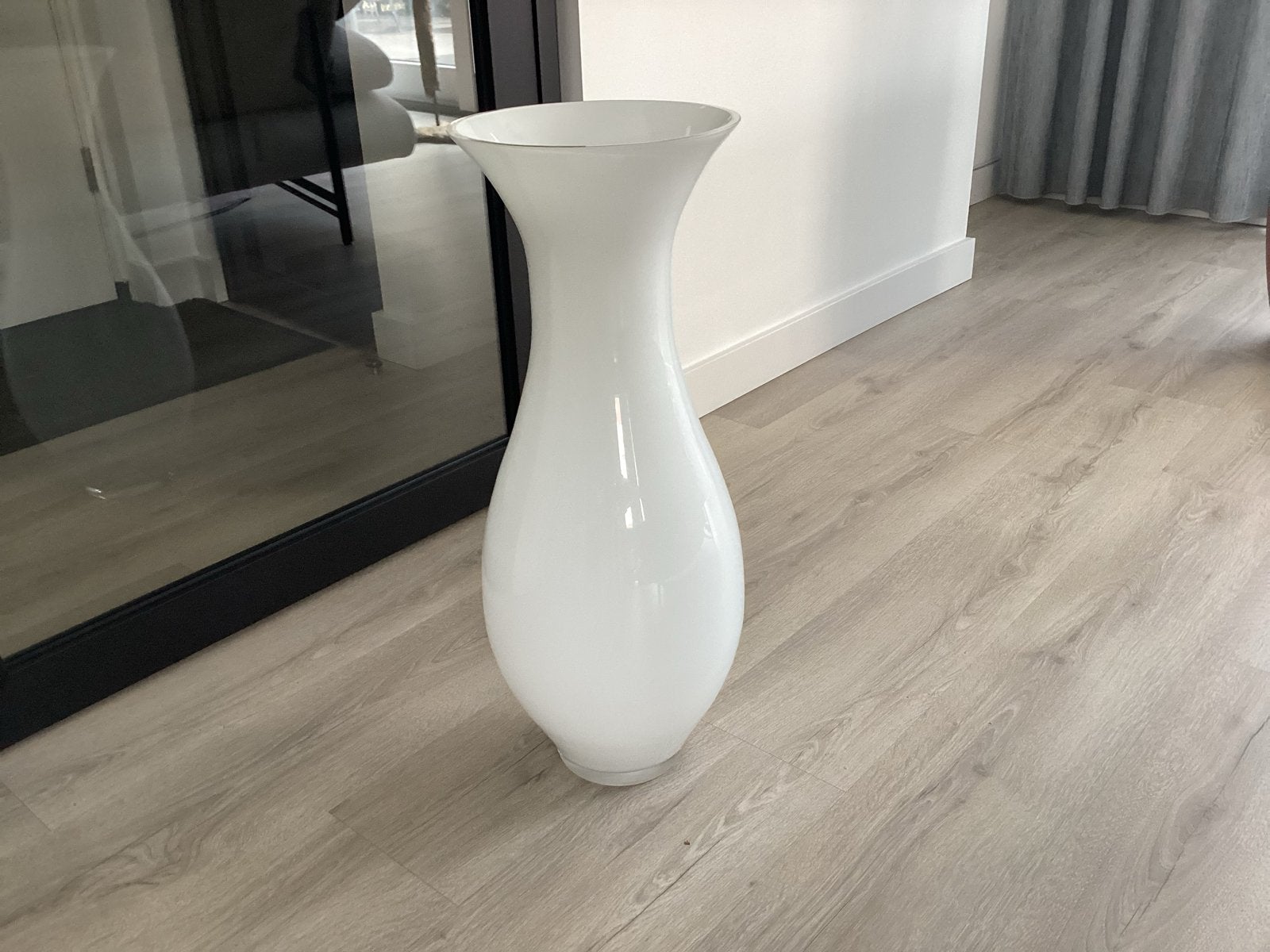 Hoogglans witte vaas - 65 cm hoog, Ophalen