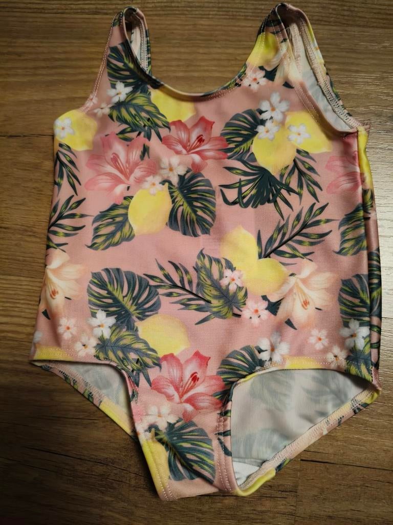 Baby zwempak mt62-68, Kinderen en Baby's, Babykleding | Baby-zwemkleding, Ophalen, Maat 62, Meisje, Zo goed als nieuw