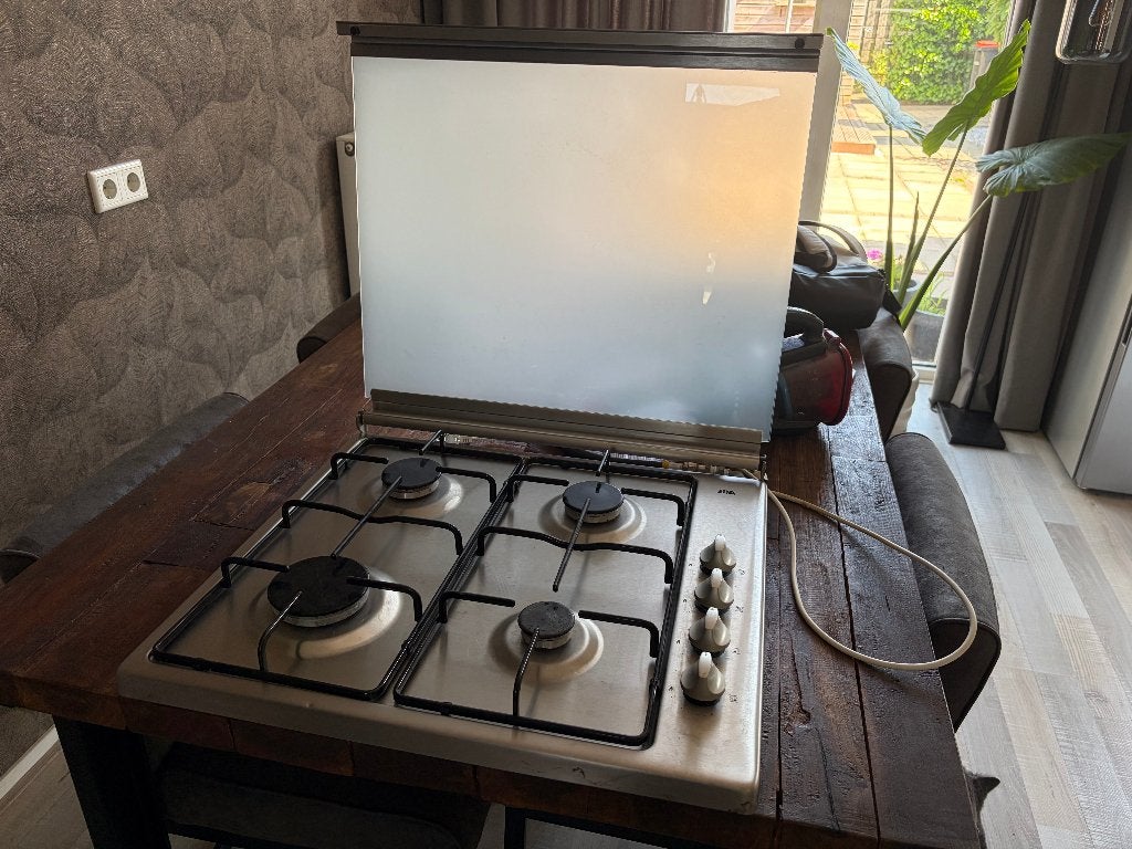 Etna gasfornuis 4 kookzones, Witgoed en Apparatuur, Fornuizen, Gebruikt, Minder dan 85 cm, Gas, Vrijstaand