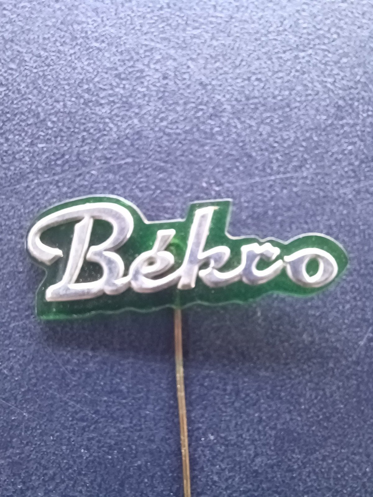 Speldje Békro (Bé Kroes Nijmegen) kassa's, Ophalen of Verzenden, Gebruikt, Overige onderwerpen, Speldje of Pin