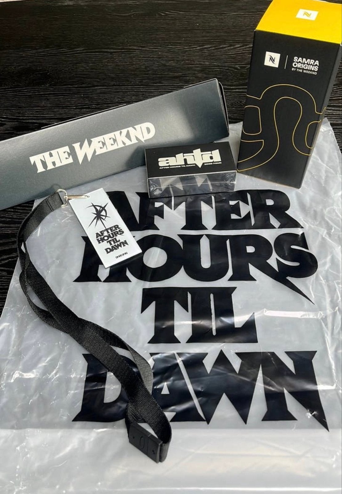 The Weeknd After Hours Til Dawn Tour Merchandise  Set, Ophalen of Verzenden, Nieuw