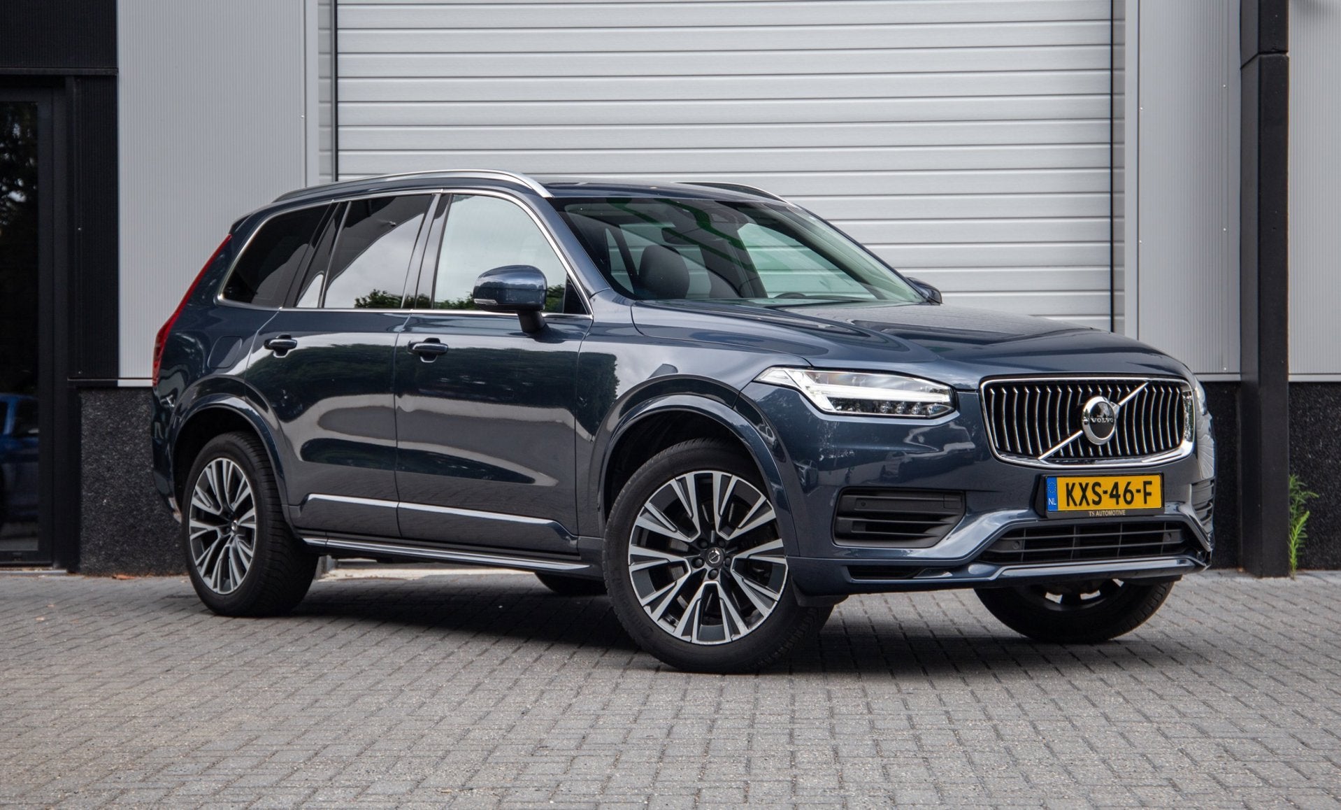 Volvo XC90 2.0 T8 Twin Engine AWD Inscription / 7P / SOH 90%, Auto's, Gebruikt, Zwart, 4 cilinders, Blauw