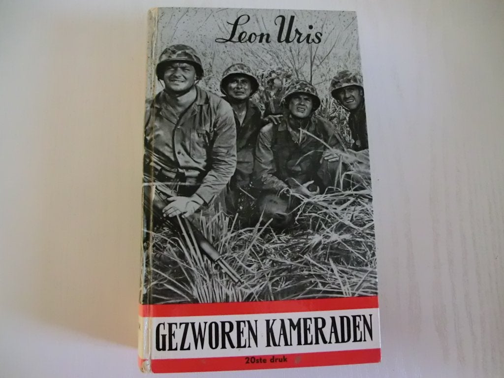 Gezworen kameraden – Leon Uris, Boeken, Leon Uris, Ophalen of Verzenden, Overige onderwerpen, Tweede Wereldoorlog