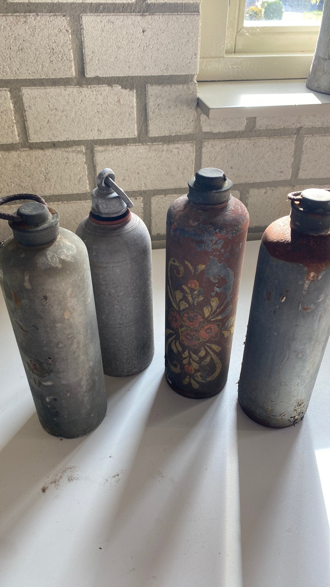 4 oude ijzeren kruiken, Antiek en Kunst, Ophalen of Verzenden