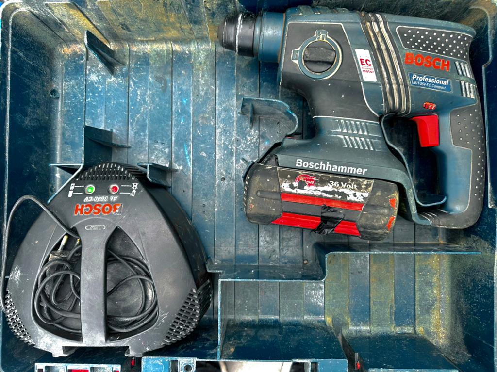 BOSCH Professional GBH 36V-EC Compact incl 1 accu, Ophalen, Zo goed als nieuw, Boor- en/of Breekhamer