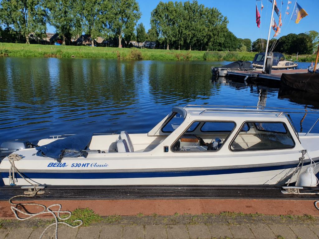 Bella 530 HT met Yamaha 9.9pk –vaarklaar – inclusief trailer, Watersport en Boten, Overige merken, Gebruikt, Buitenboordmotor