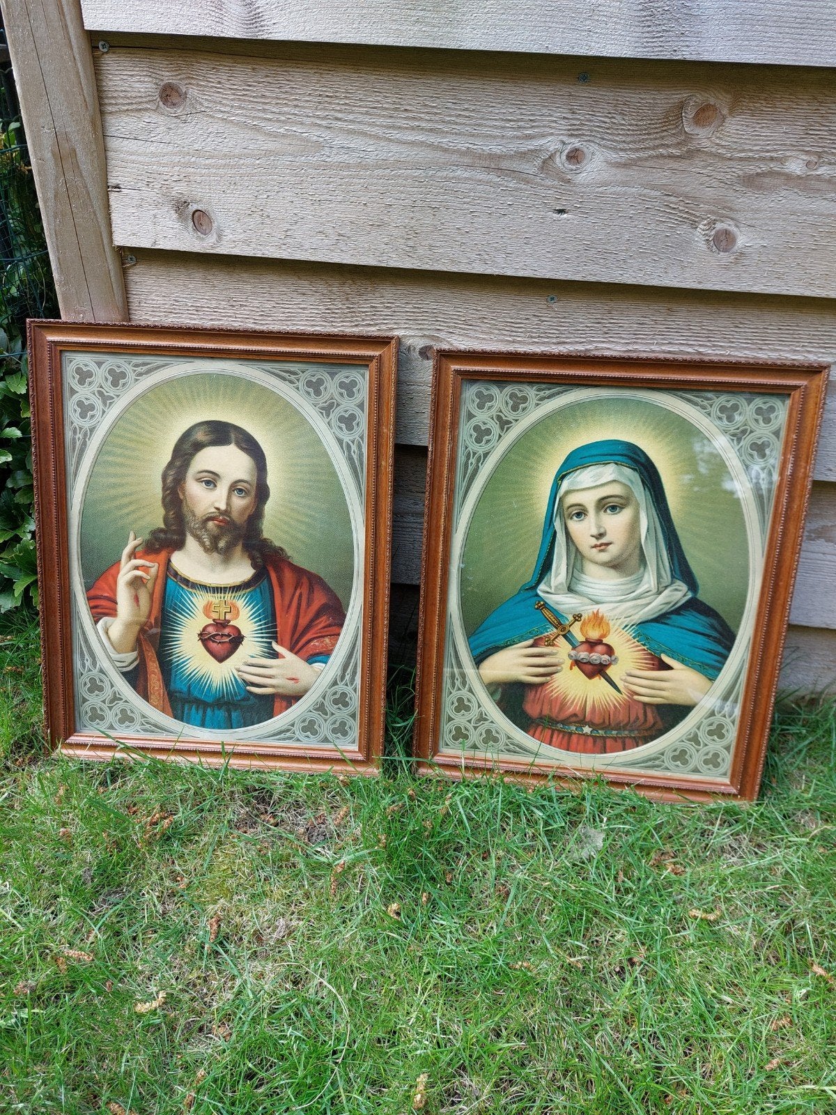 2 antieke heilige hart schilderijen, Ophalen of Verzenden