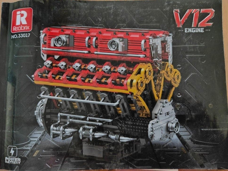 Reobrix V12 motorblok 33017, Ophalen