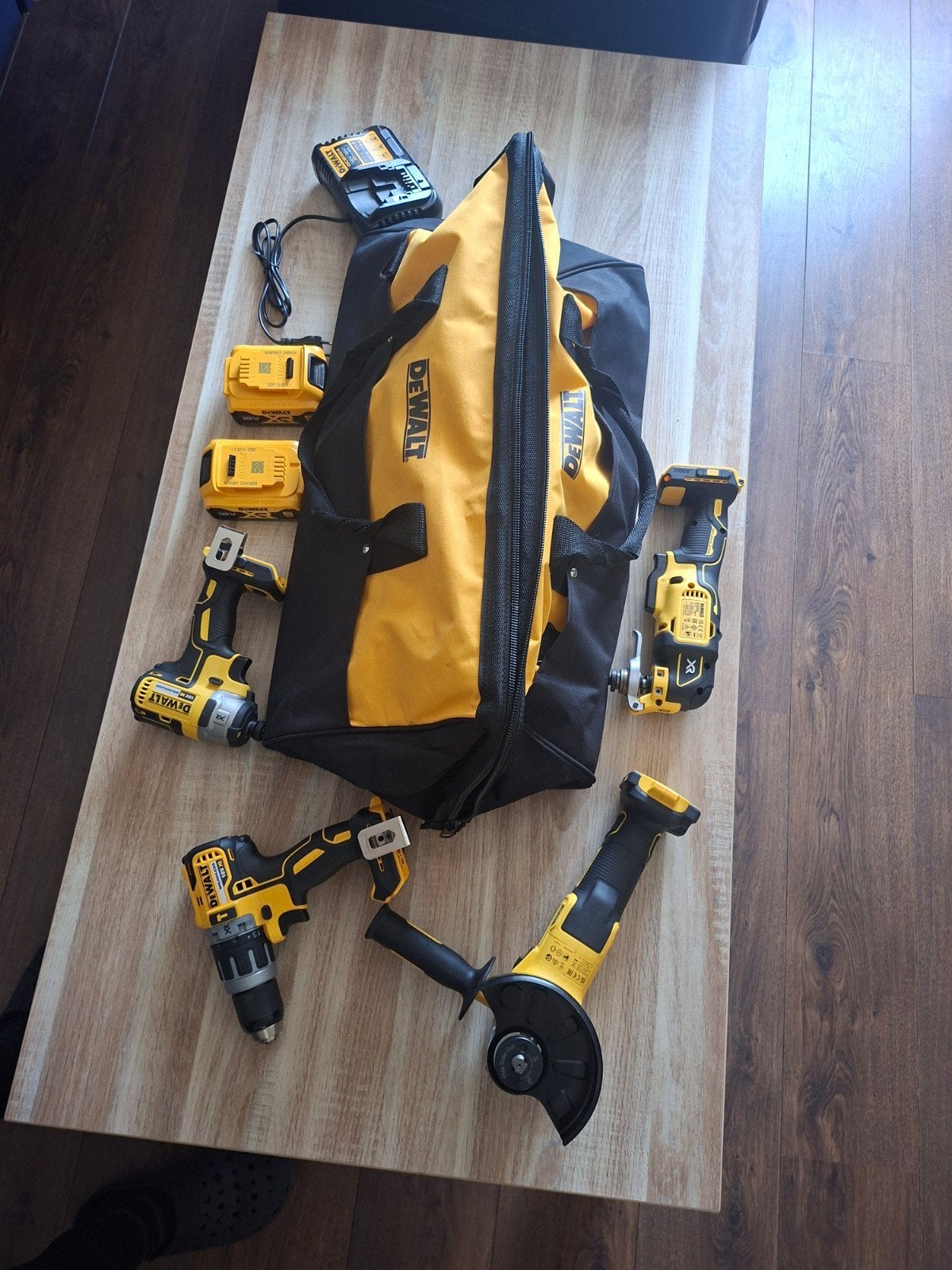 DeWalt gereedschapset met tas en diverse machines, Ophalen of Verzenden