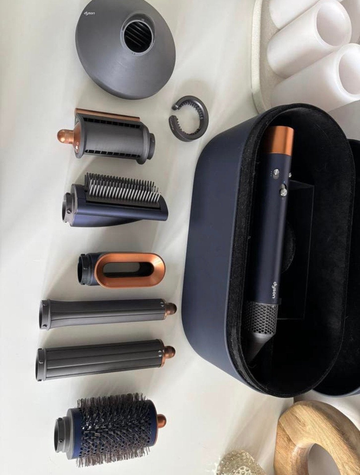 Dyson Airwrap met opbergdoos en accessoires, Ophalen, Zo goed als nieuw, Krultang of Stijltang