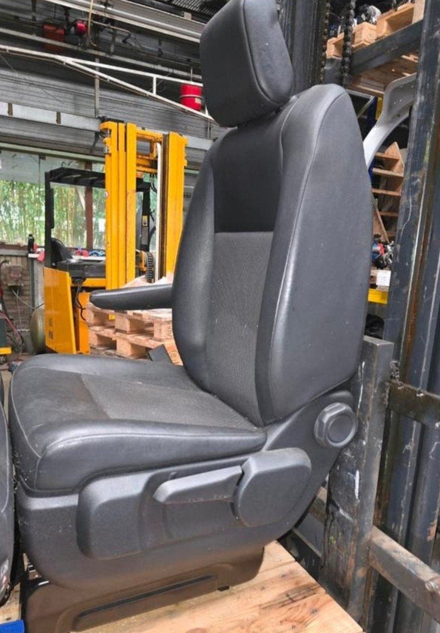 Linker stoel Toyota proace 2.0 D-4D, Ophalen of Verzenden