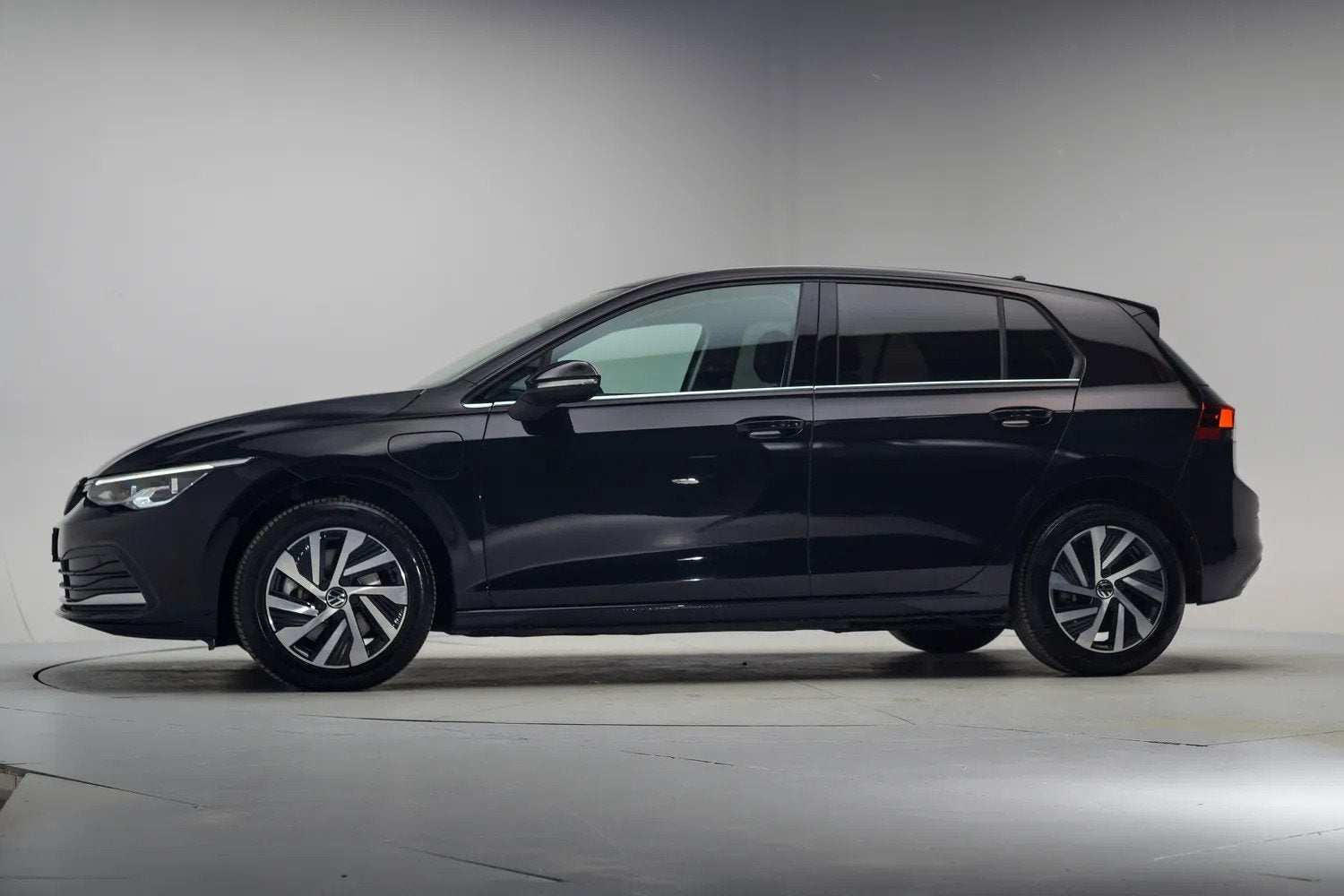 Volkswagen Golf 1.4 eHybrid 204pk Style Aut. [ Adapt.cruise, Auto's, Automaat, Gebruikt, Zwart, 13 kWh