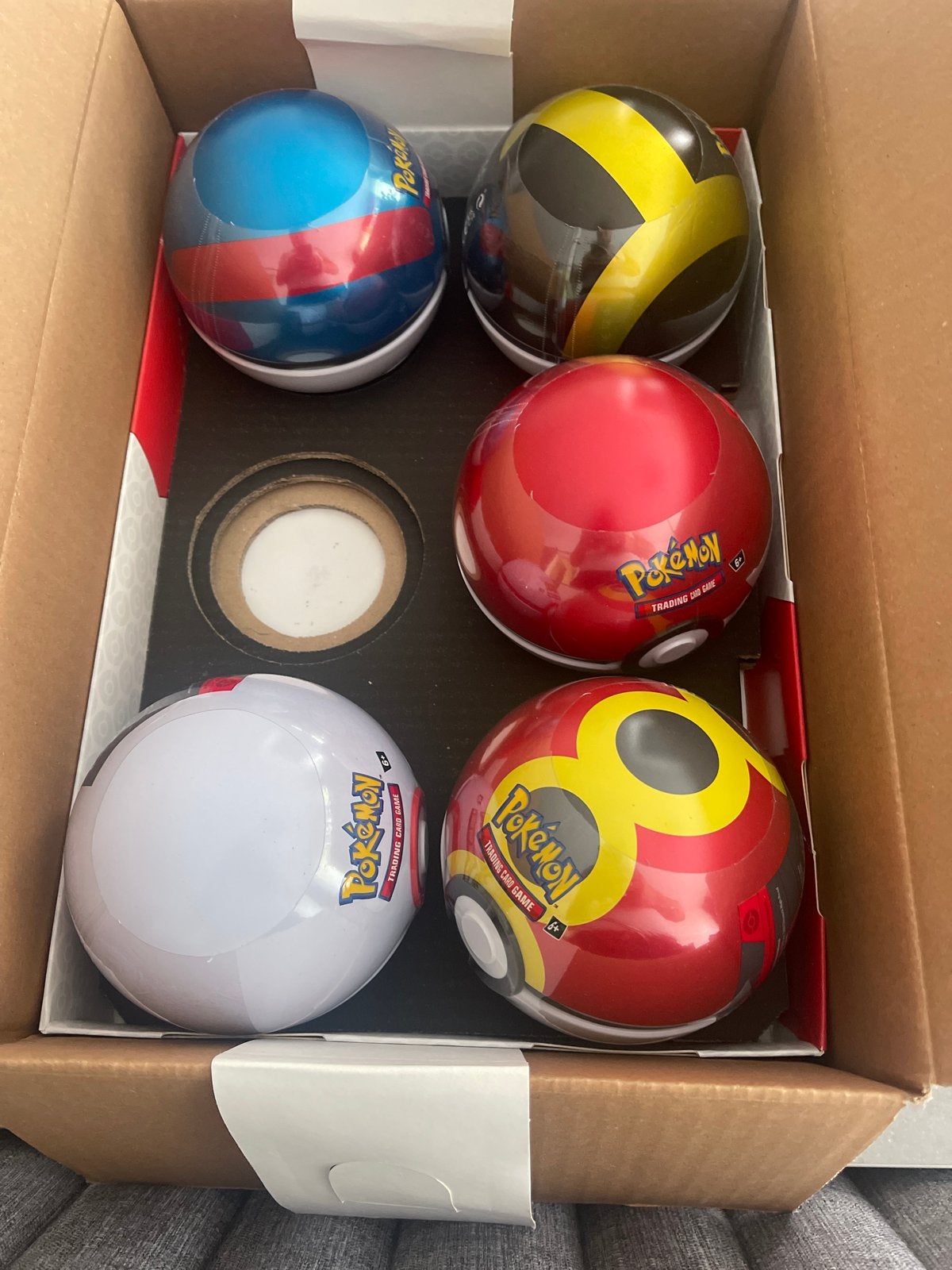 Pokémon Tin Ball Set - Geseald, Ophalen of Verzenden, Nieuw, Overige typen