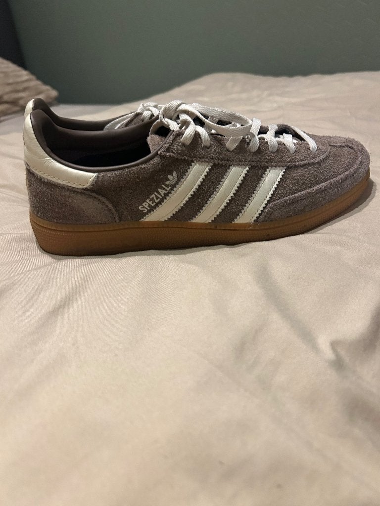 Adidas spezial, Bruin, Adidas, Ophalen of Verzenden, Sneakers of Gympen