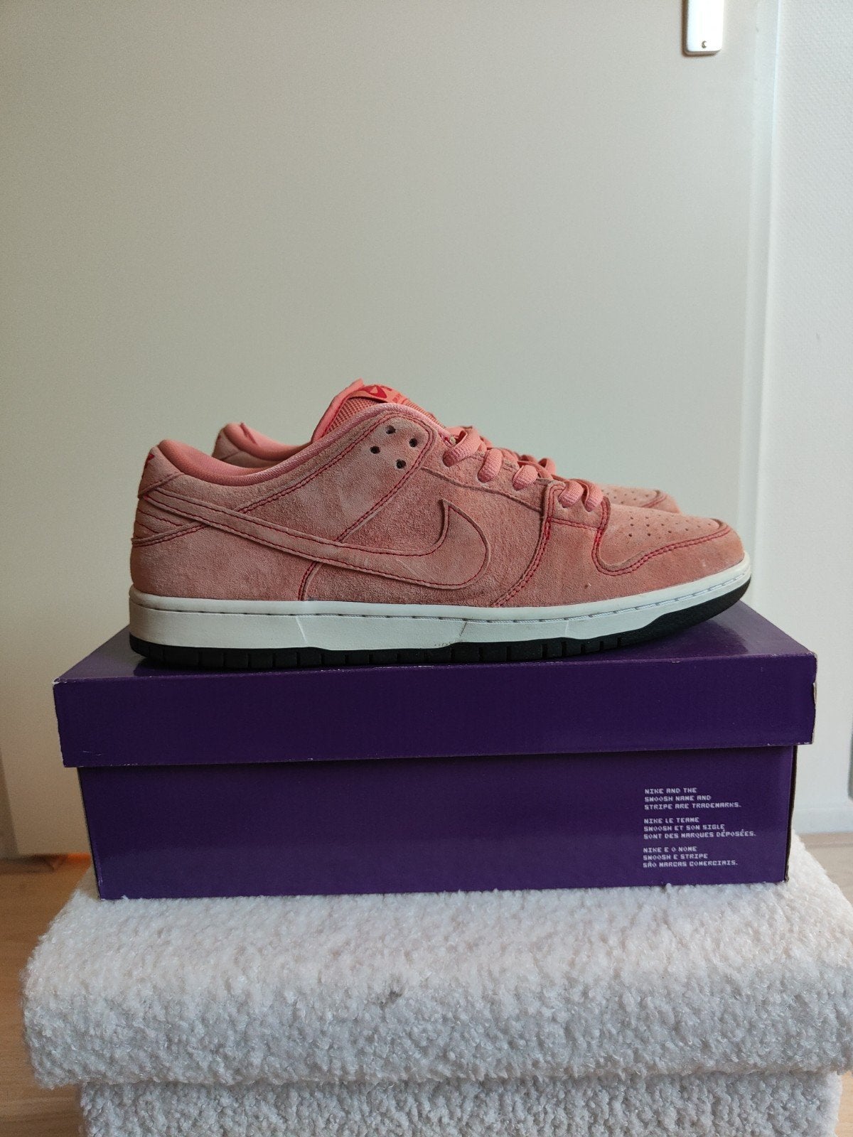 Nike sb dunk pink pig, Ophalen of Verzenden, Zo goed als nieuw, Overige kleuren, Nike SB