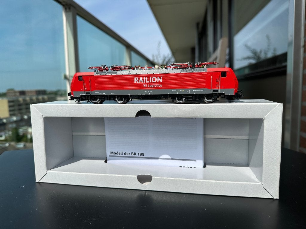Marklin 39890:BR 189 van de Deutsche Bahn AG/Railion (DB AG), Wisselstroom, Locomotief, Nieuw, Ophalen of Verzenden